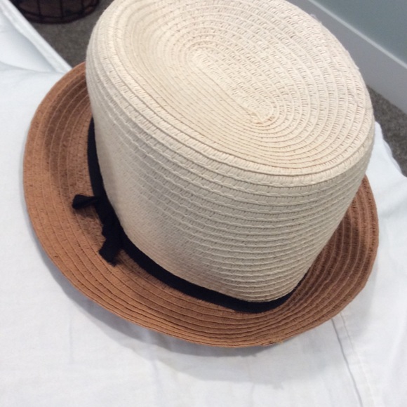 J.Crew Women’s Hat🔥 - Picture 4 of 4